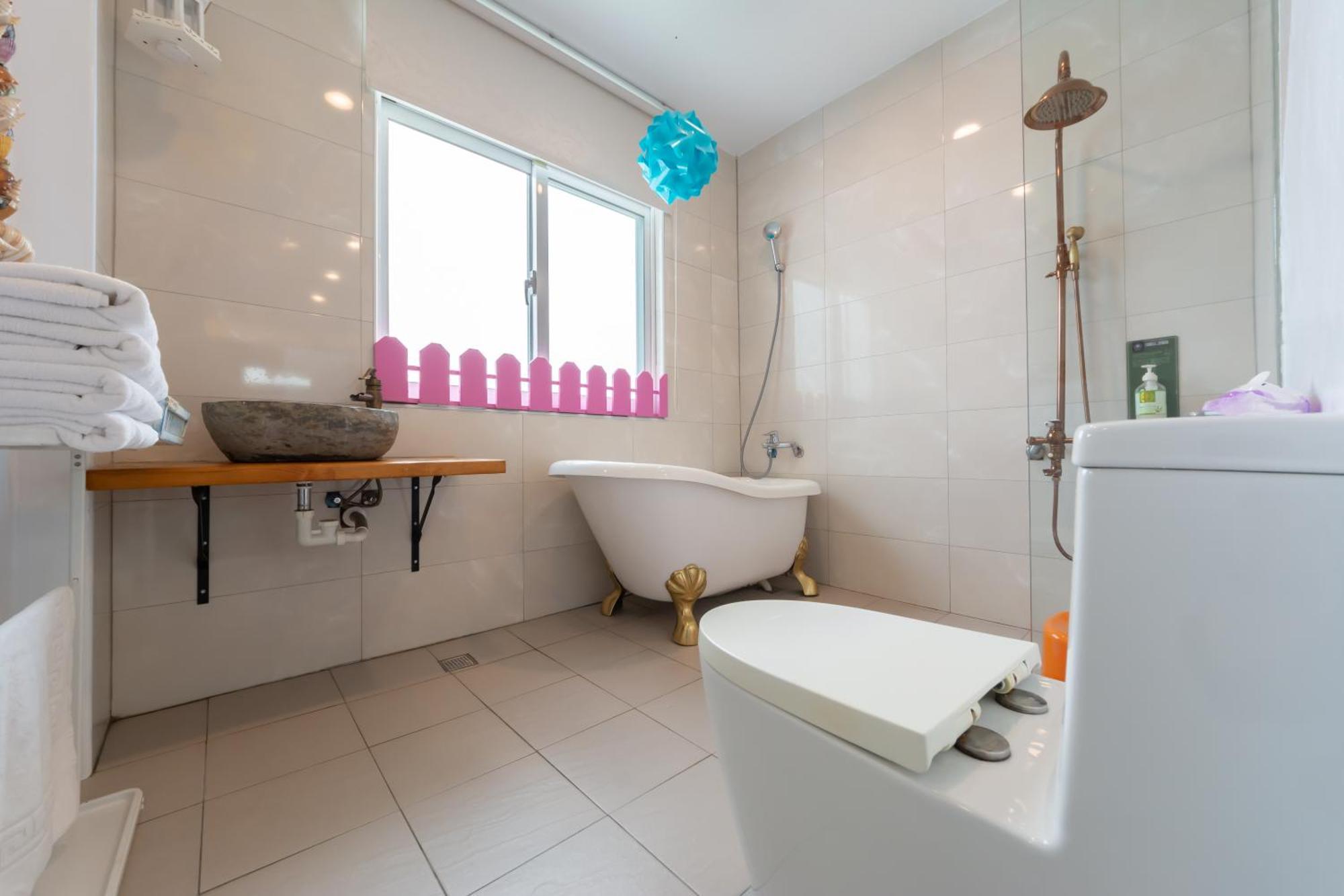 Rococo Homestay Heng-ch'un Exterior foto